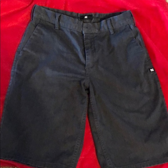 DC Shoes Dark Grey shorts - Picture 1 of 2